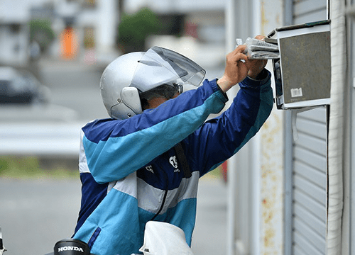 バイク配達
